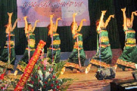 trung-tam-thuc-hanh-bieu-dien