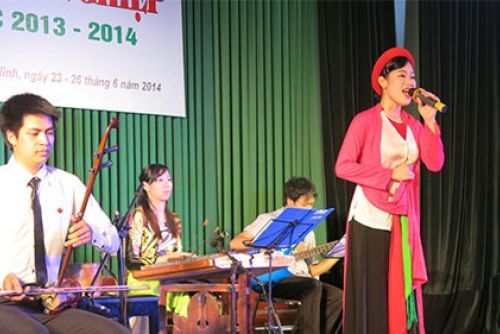 hoc-sinh-sinh-vien-hoc-cac-nganh-nghe-thuat-truyen-thong-va-dac-thu-trong-cac-truong-vh-nt-cong-lap-duoc-giam-70-hoc-phi